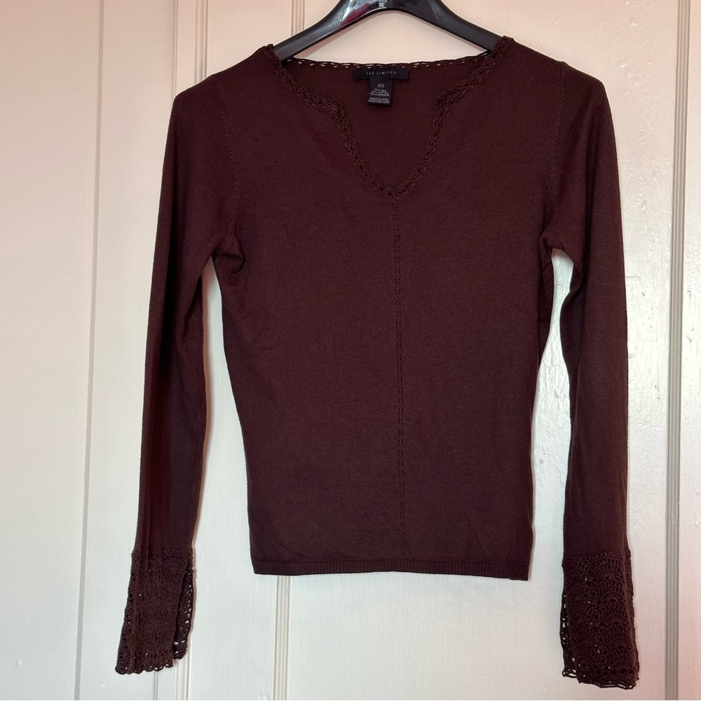 The Limited V-neck brown Sweater with crotchet details, Size XS